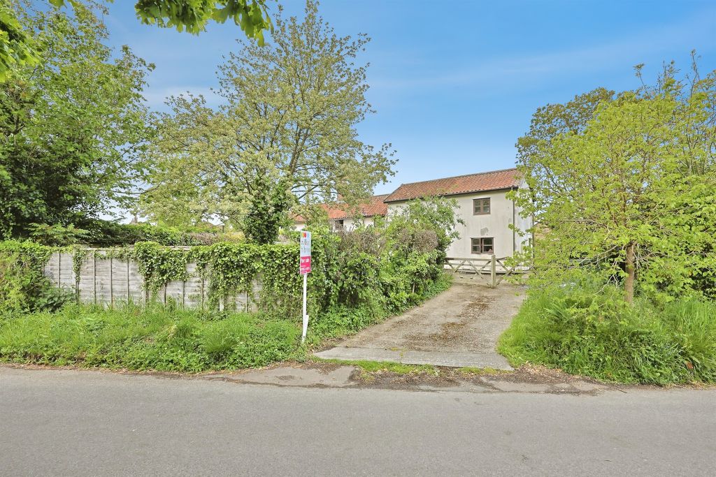 Property photo 1 of 33