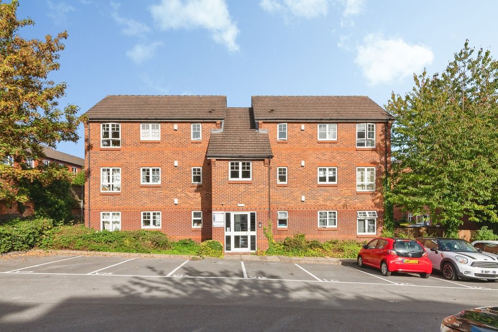 Property photo 1 of 18 Pbox-Img.Jpg