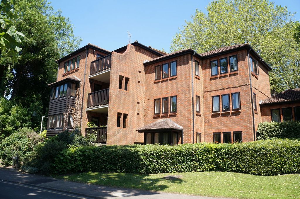 Property photo 1 of 7