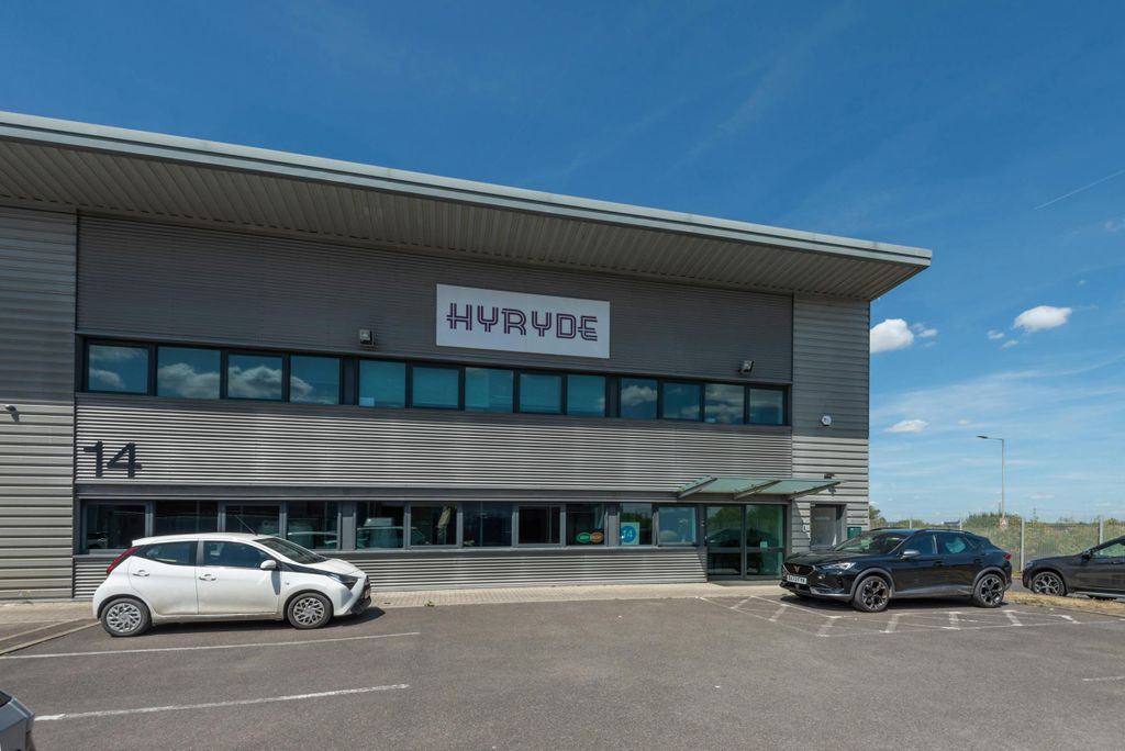 Property photo 3 of 16 22Unit_14_Easter_Industrial_Park_Rm13.Jpg