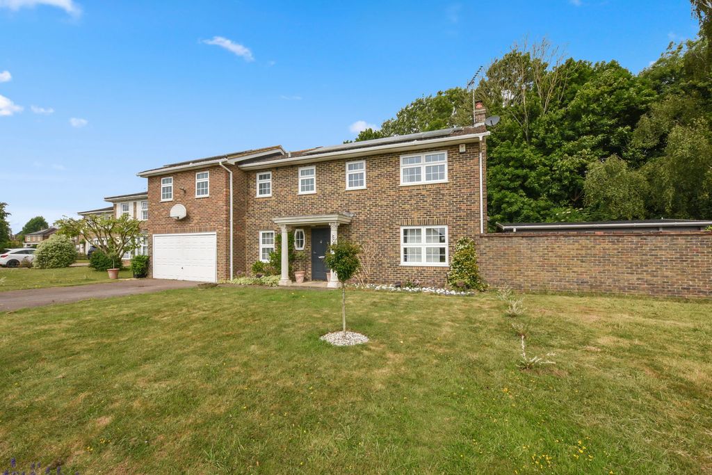 Property photo 2 of 19