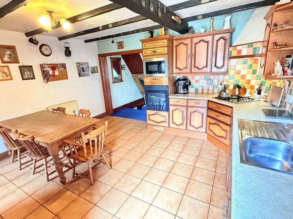 Property photo 3 of 16 Photo 15