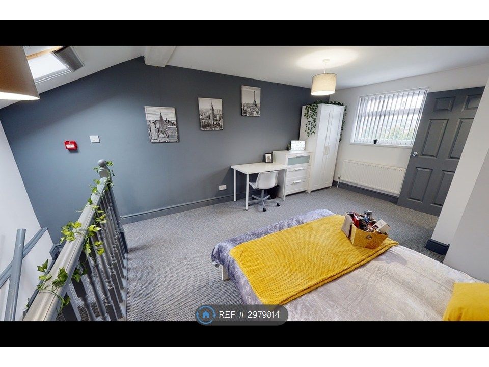 Property photo 3 of 5