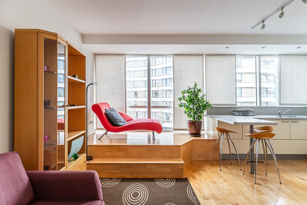 Property photo 3 of 18 Flat-16-The-Panor...