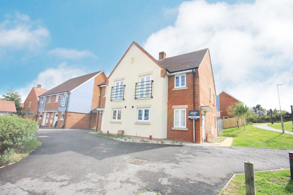 Property photo 1 of 31