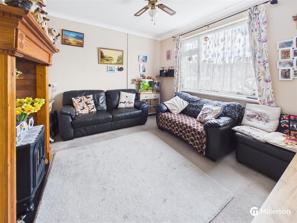 Property photo 3 of 17 Cam05092G0-Pr0168-Still021.Jpg