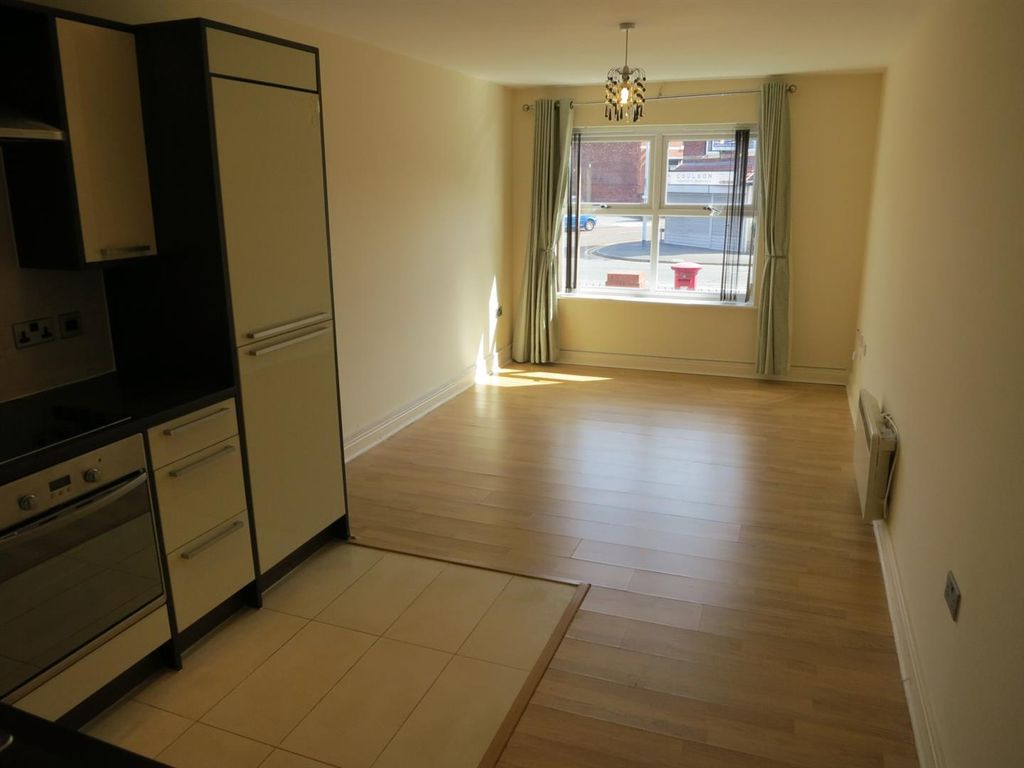 Property photo 3 of 11