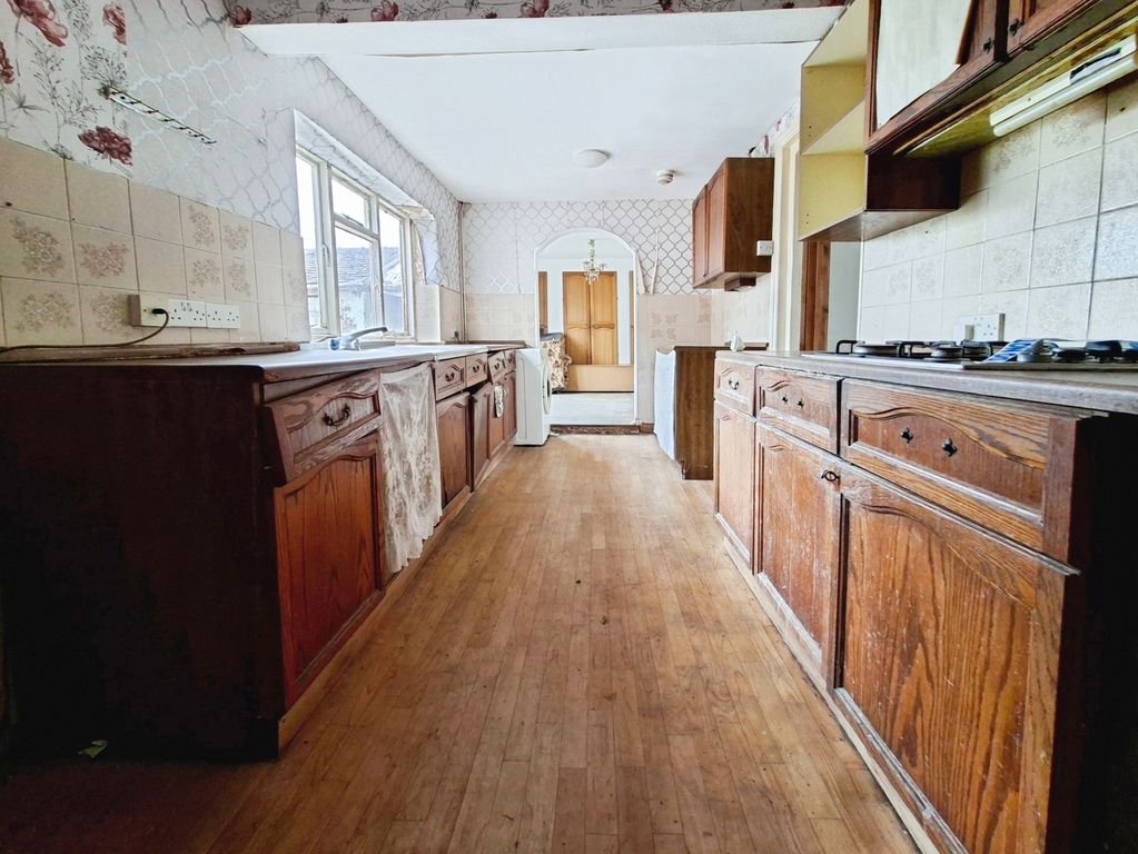 Property photo 3 of 10 Pbox-Img.Jpg