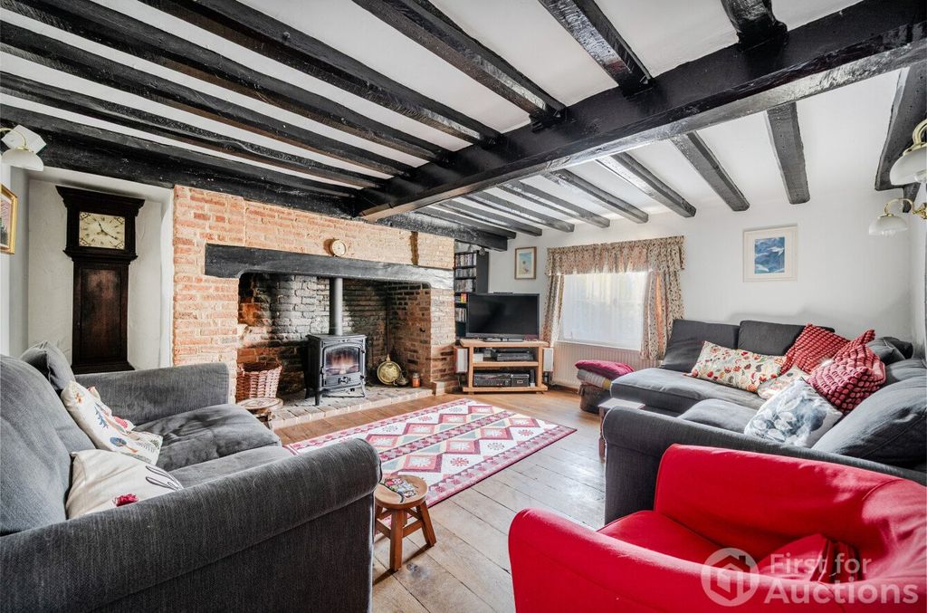 Property photo 2 of 17 Picture No. 15