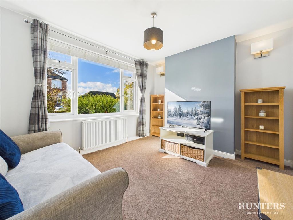 Property photo 3 of 21 Cam03792G0-Pr0346-Still002.Jpg