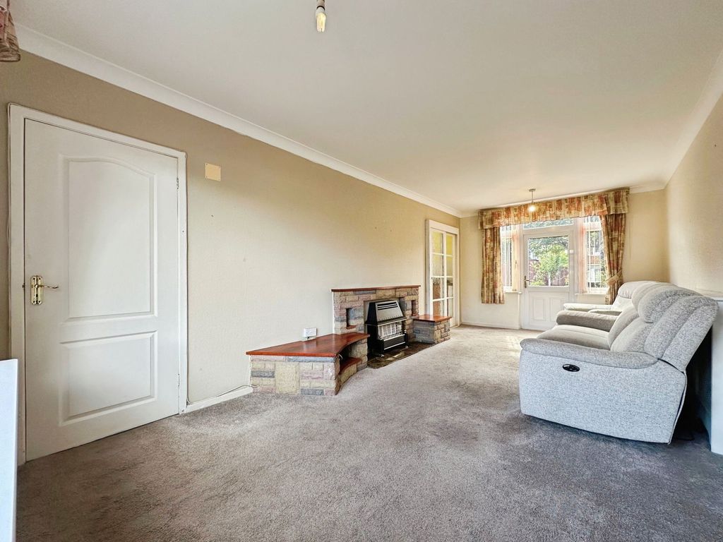 Property photo 3 of 38