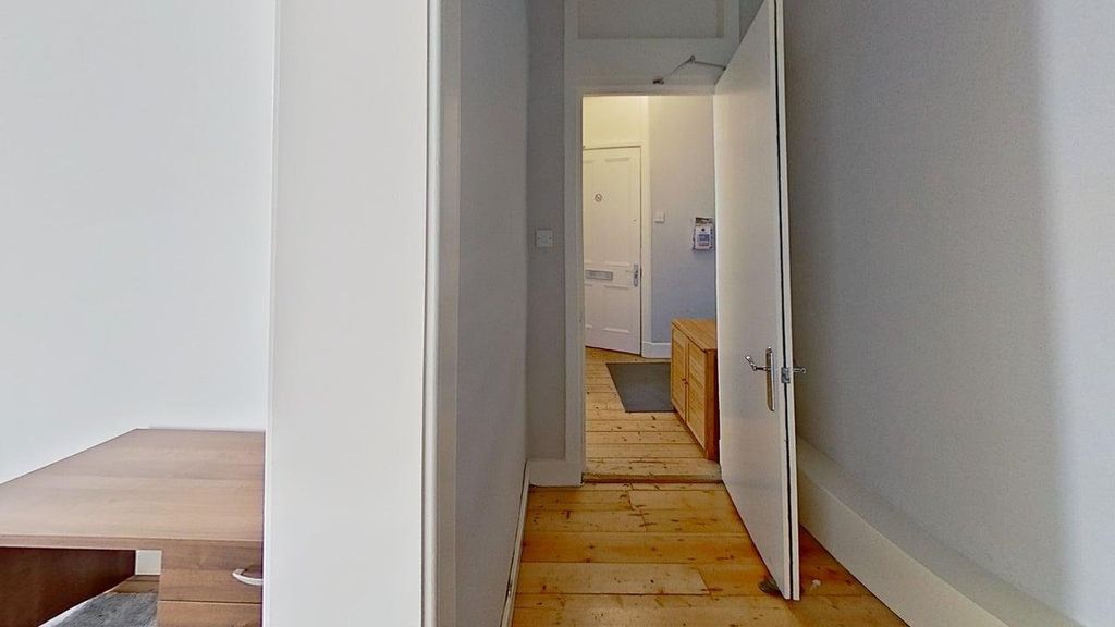 Property photo 3 of 13 Photo 3