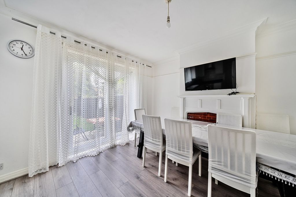 Property photo 3 of 21 1317364-8-68651Dd...