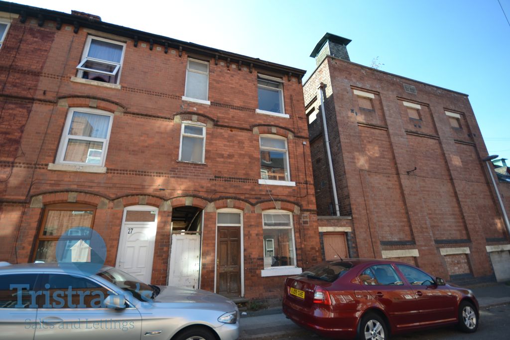 Property photo 2 of 10