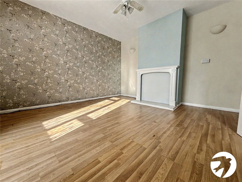 Property photo 3 of 12 Picture No. 06