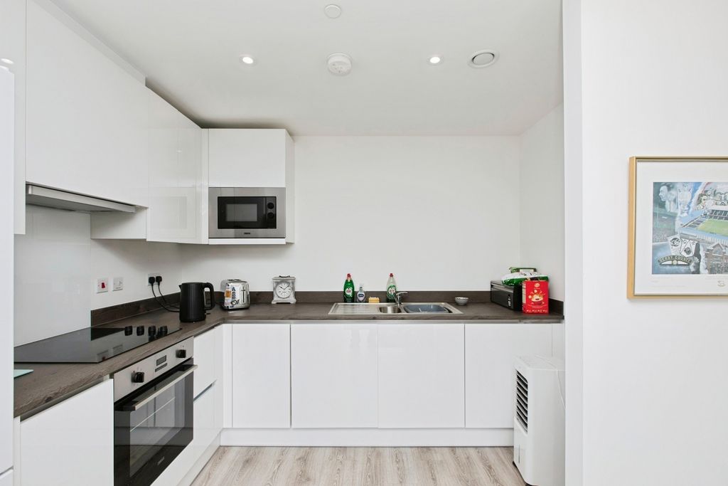 Property photo 3 of 14 Pbox-Img.Jpg