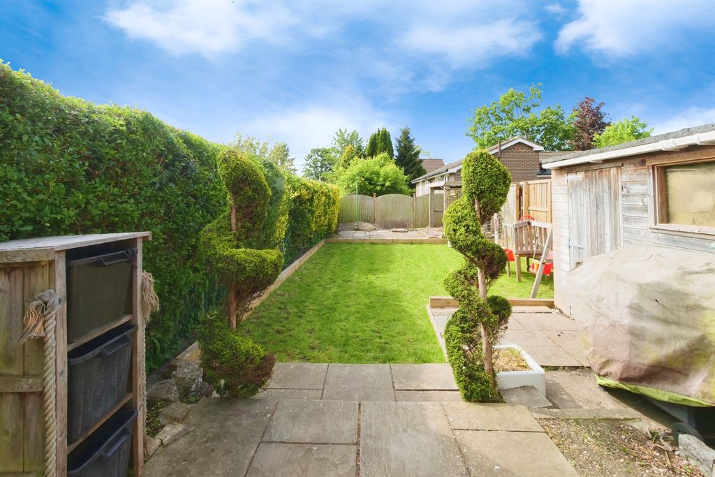 Property photo 2 of 17