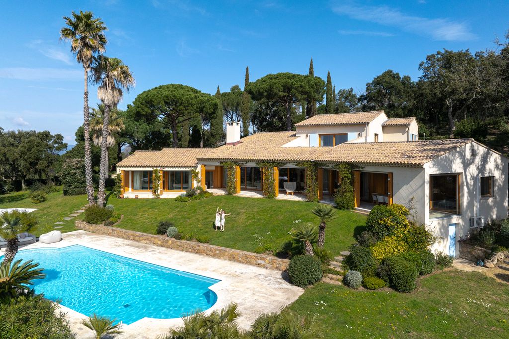 Property photo 2 of 28