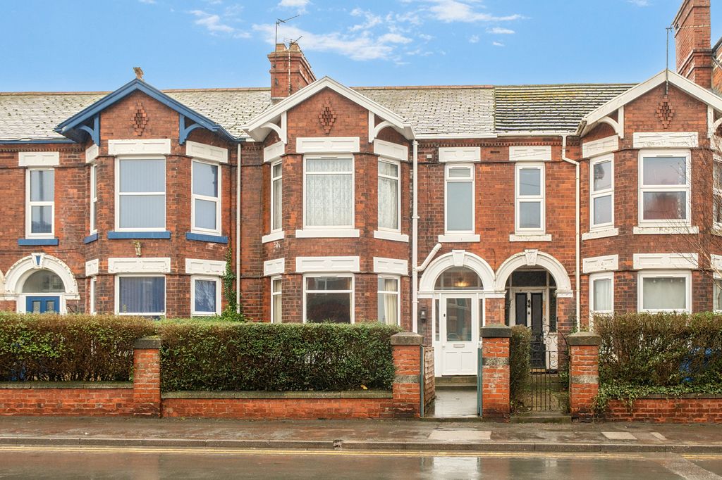 Property photo 1 of 25