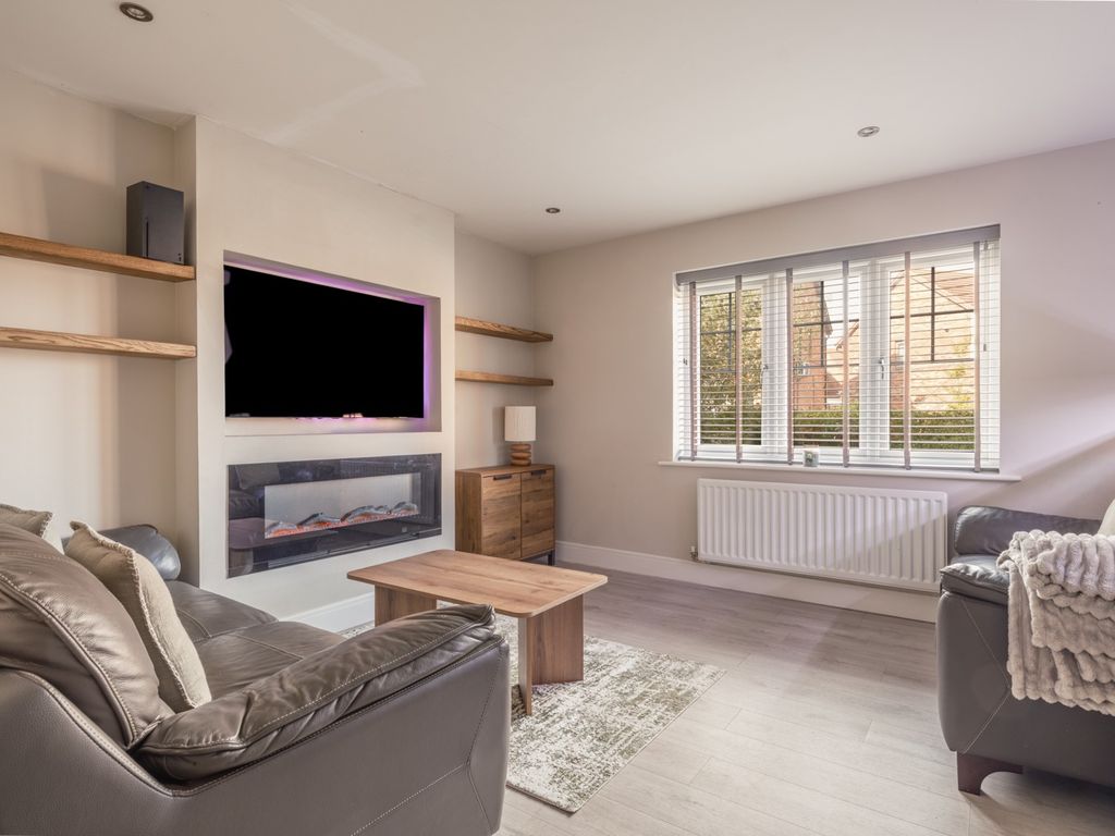 Property photo 2 of 22 5540962