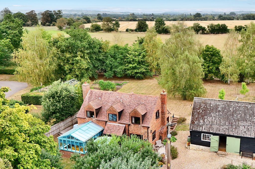 Property photo 3 of 20