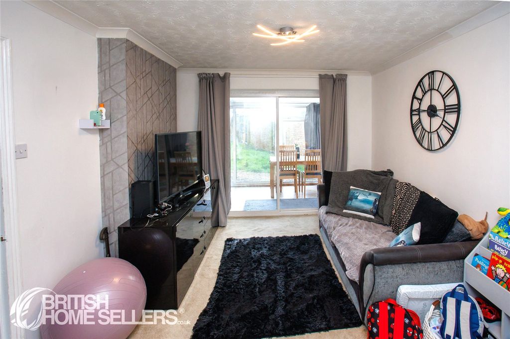 Property photo 2 of 33 Picture No. 54