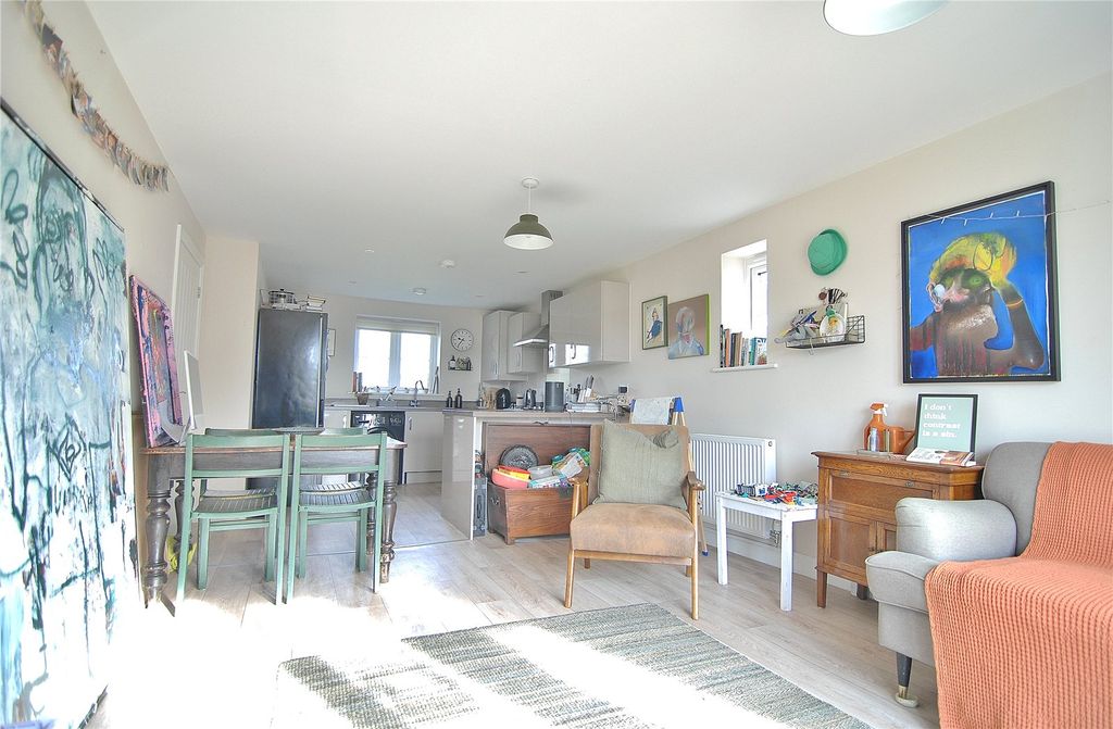 Property photo 3 of 16 Picture No. 06