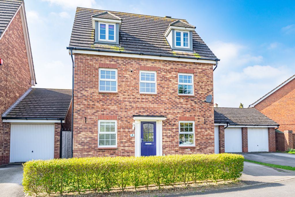 Property photo 2 of 34 Front