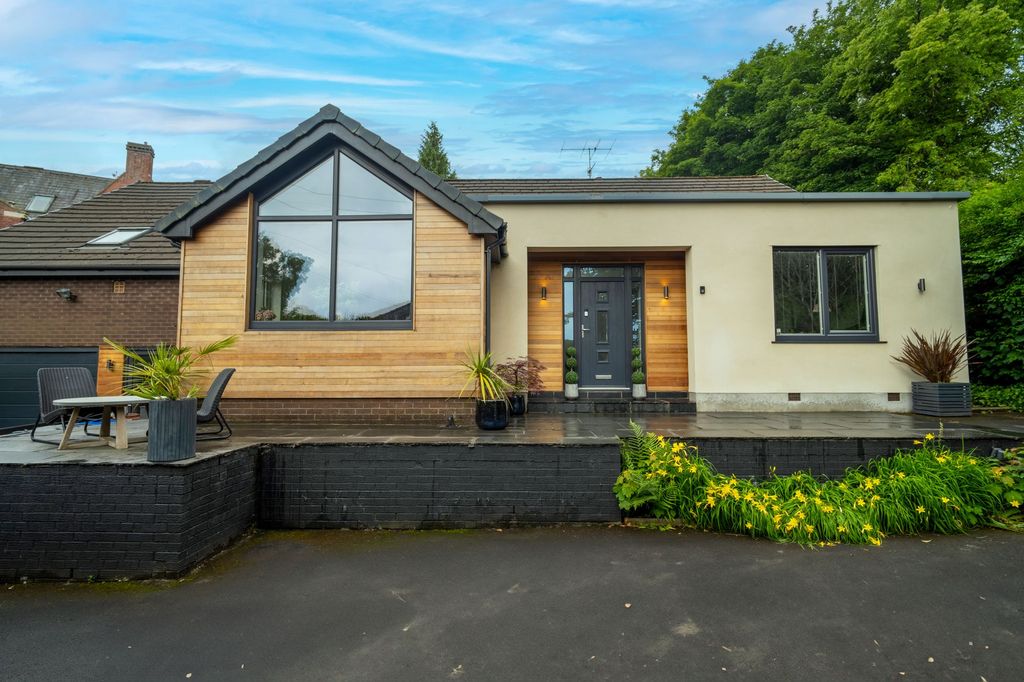 Property photo 3 of 73