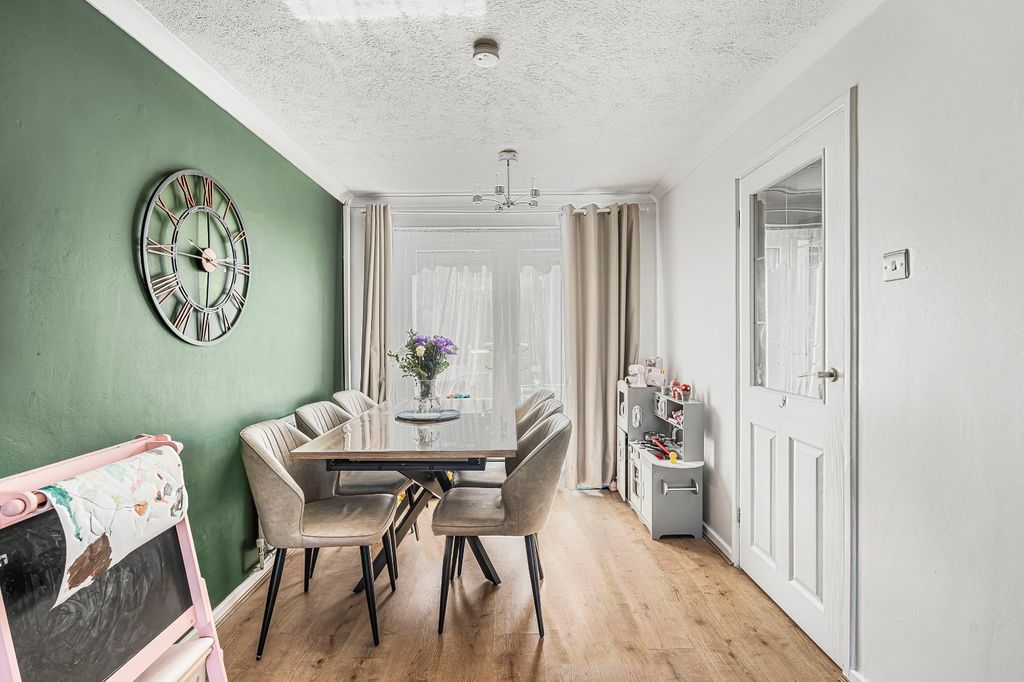 Property photo 3 of 12 Picture No. 06