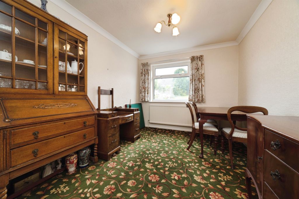 Property photo 3 of 16