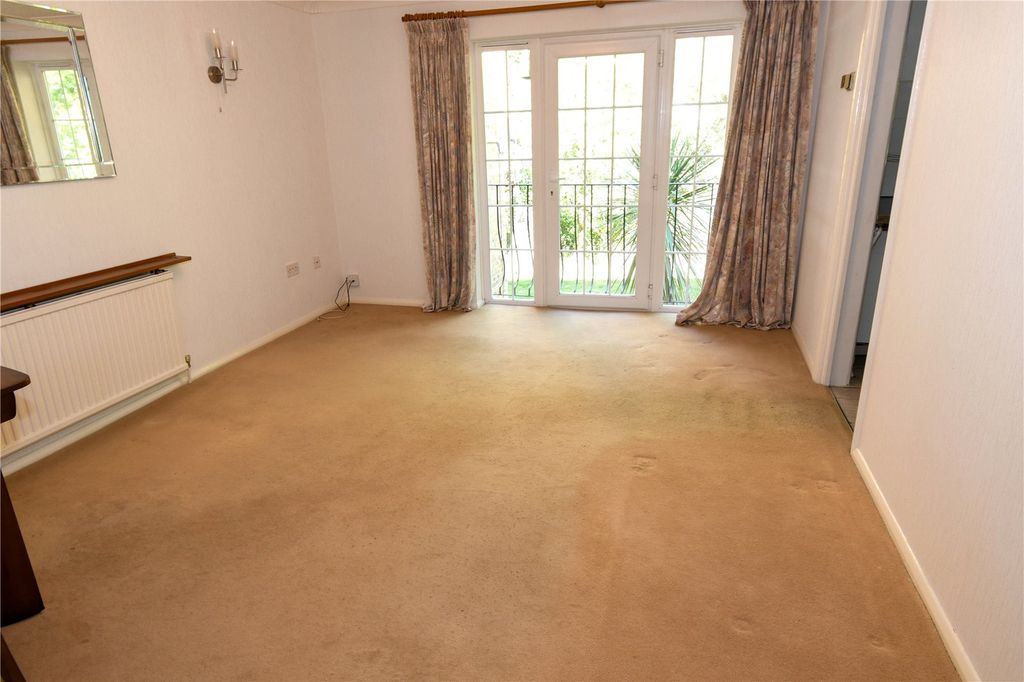 Property photo 2 of 9 Picture No. 05