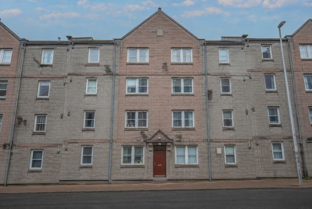 Property photo 1 of 15 Exterior 1