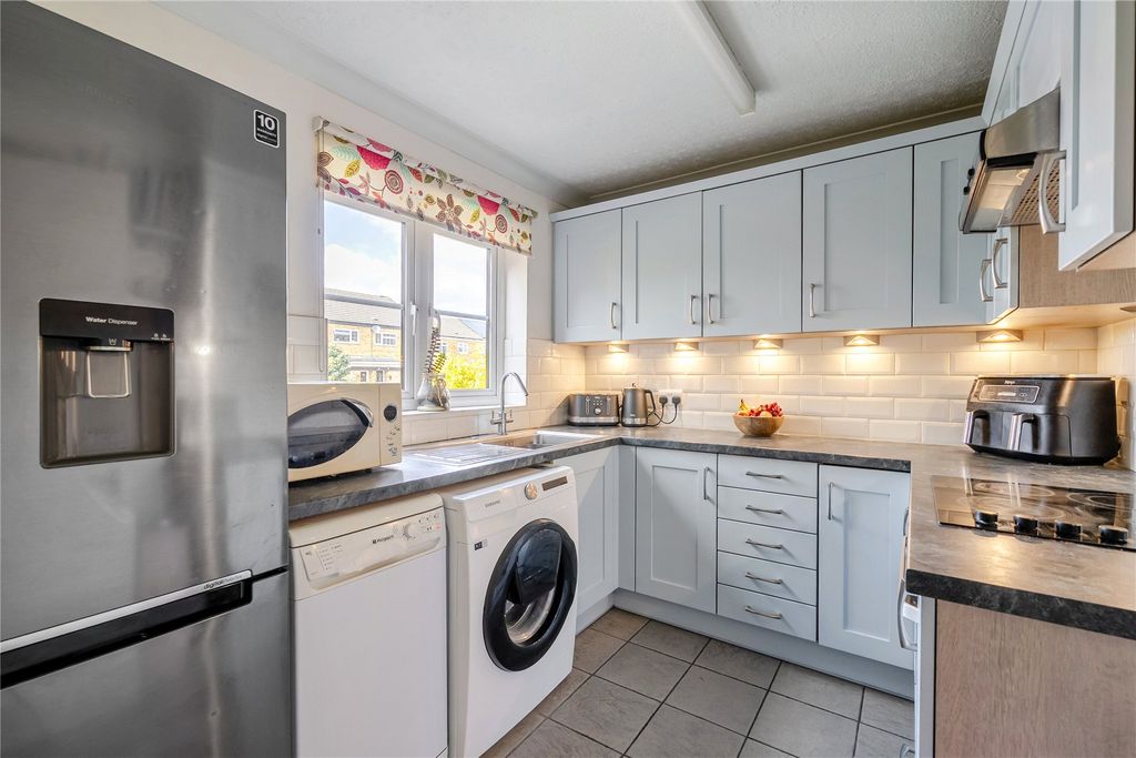 Property photo 3 of 20 Picture 3