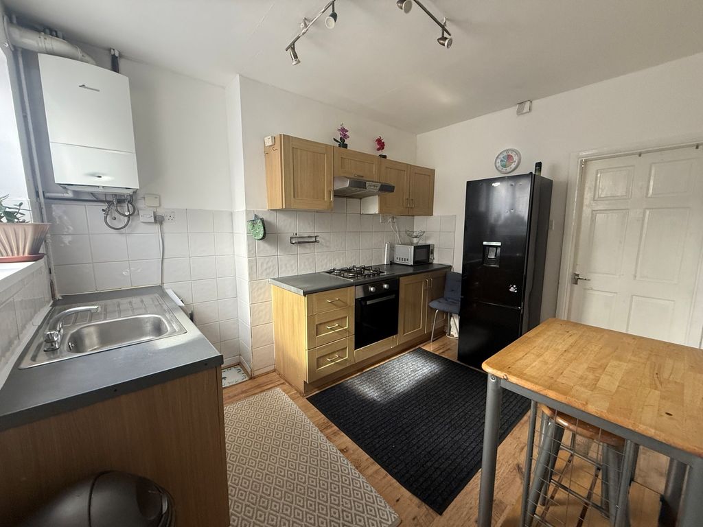 Property photo 2 of 11 Img_9615