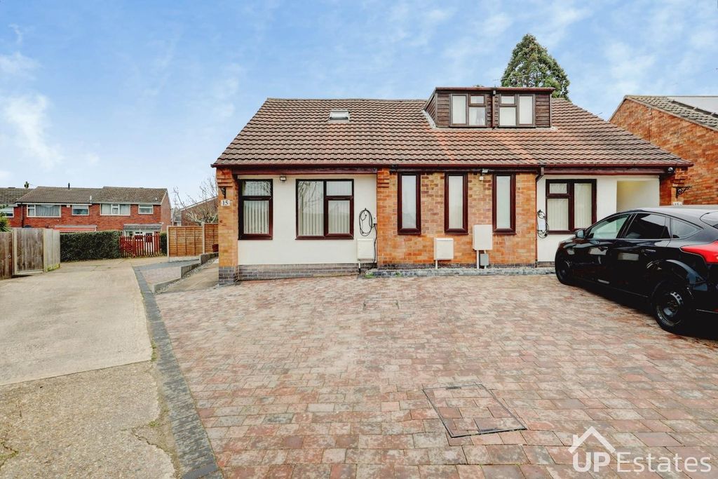 Property photo 2 of 22