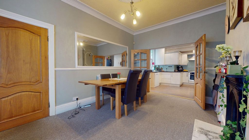 Property photo 1 of 17 4478361