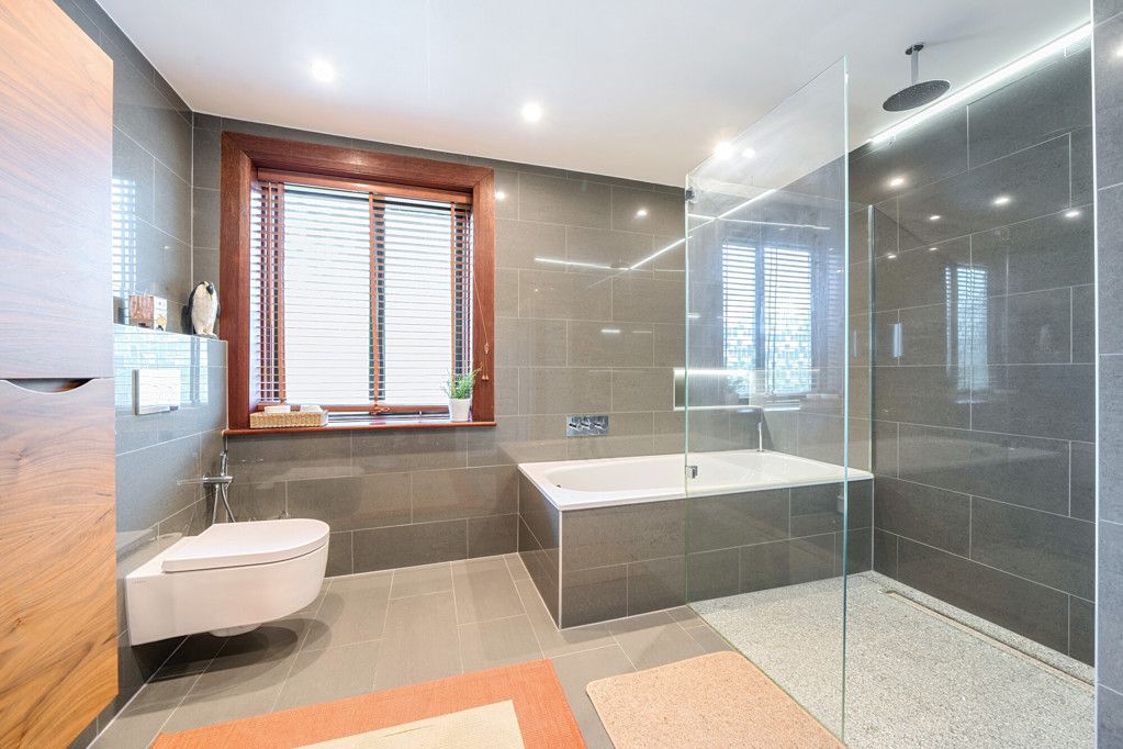 Additional image 9 of 6 bed detached house for saleThe Avenue, Hatch End, Pinner HA5