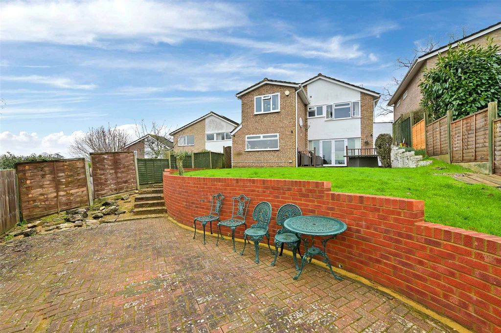 Property photo 2 of 19 Rear