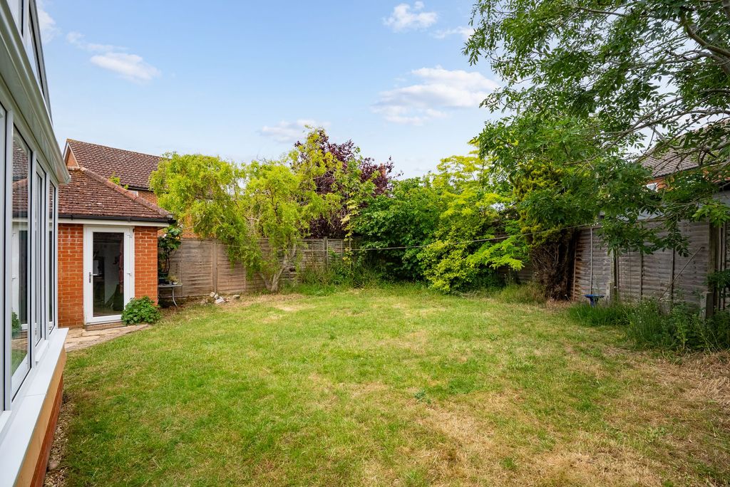 Property photo 2 of 25