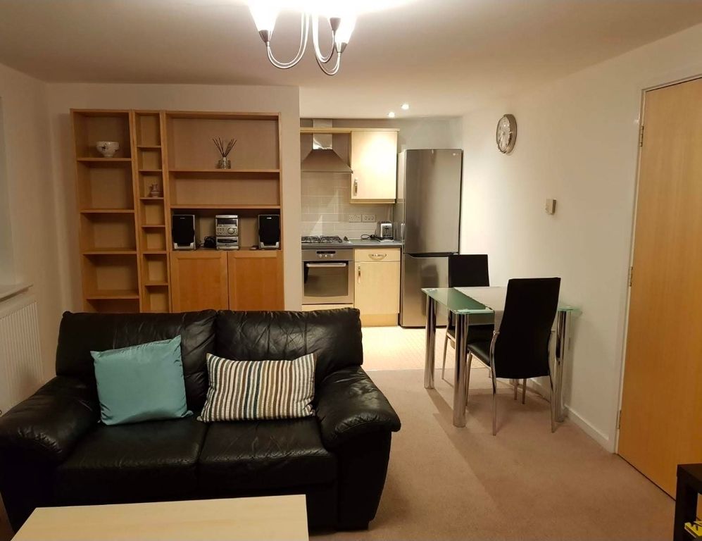 Property photo 1 of 11