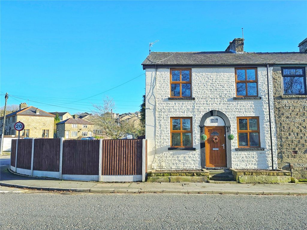 Property photo 1 of 22 Large Corner Plot