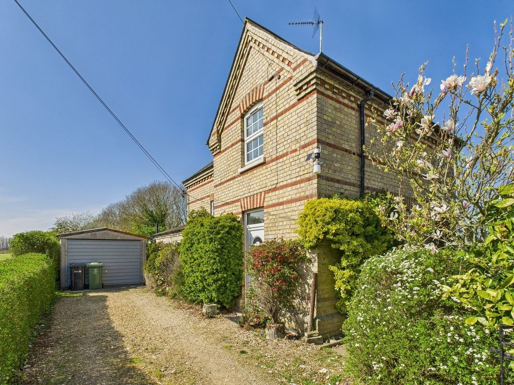 Property photo 1 of 26