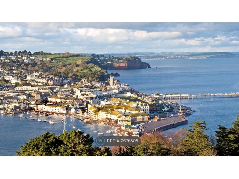 Property photo 2 of 26