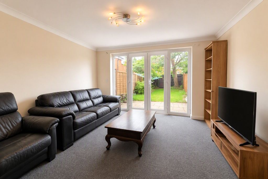 Property photo 3 of 10 Picture No. 26