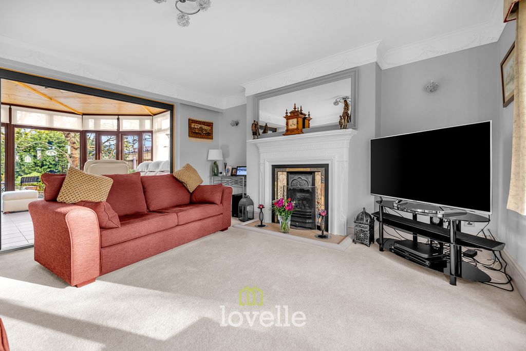 Property photo 3 of 59