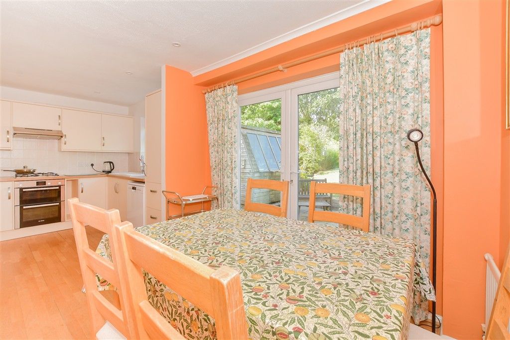 Property photo 3 of 15 Dining Area