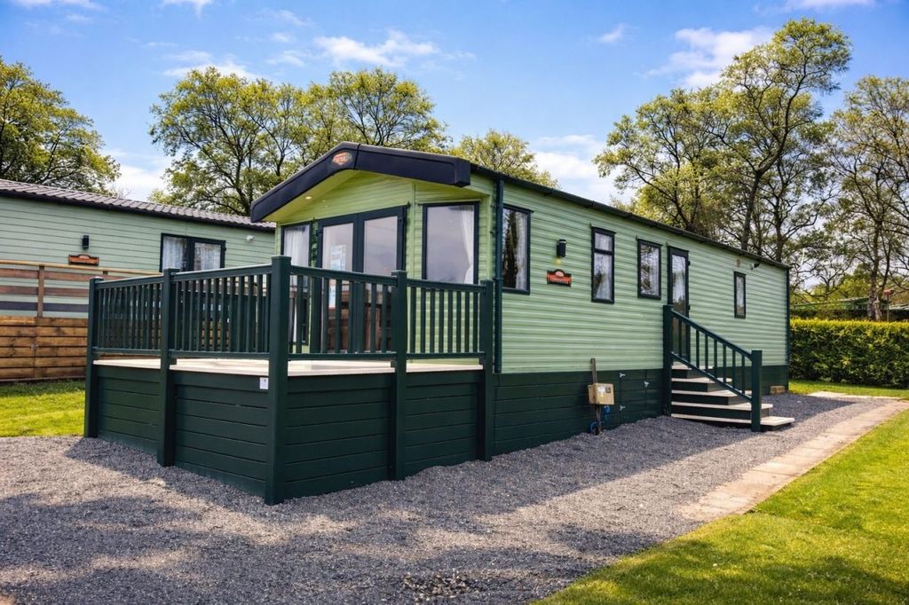 Property photo 1 of 5 8uk8l69Aace970B32E.Jpg