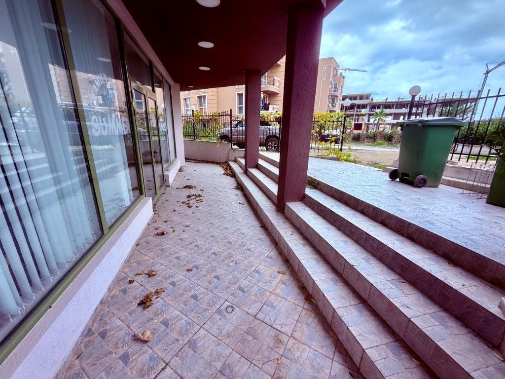 Property photo 2 of 13