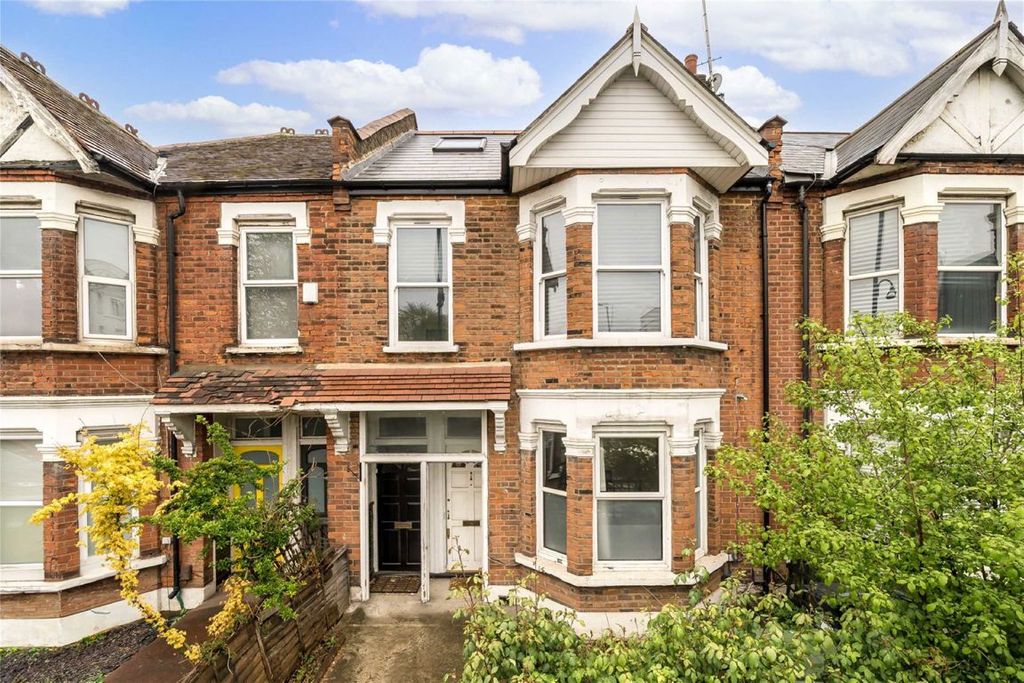 Property photo 1 of 8